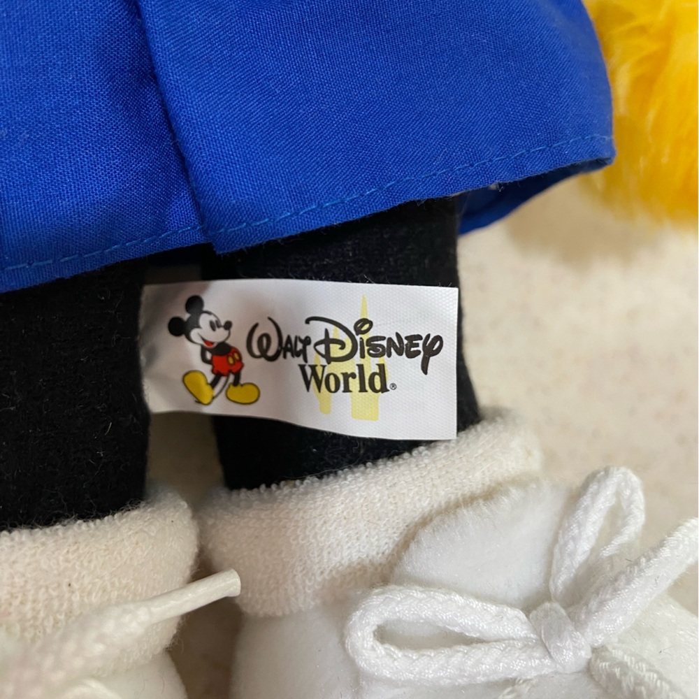 Minnie Mouse Cheerleader NWT - Picture 4 of 6